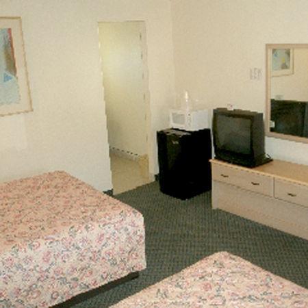 Stardust Motel Azusa Room photo